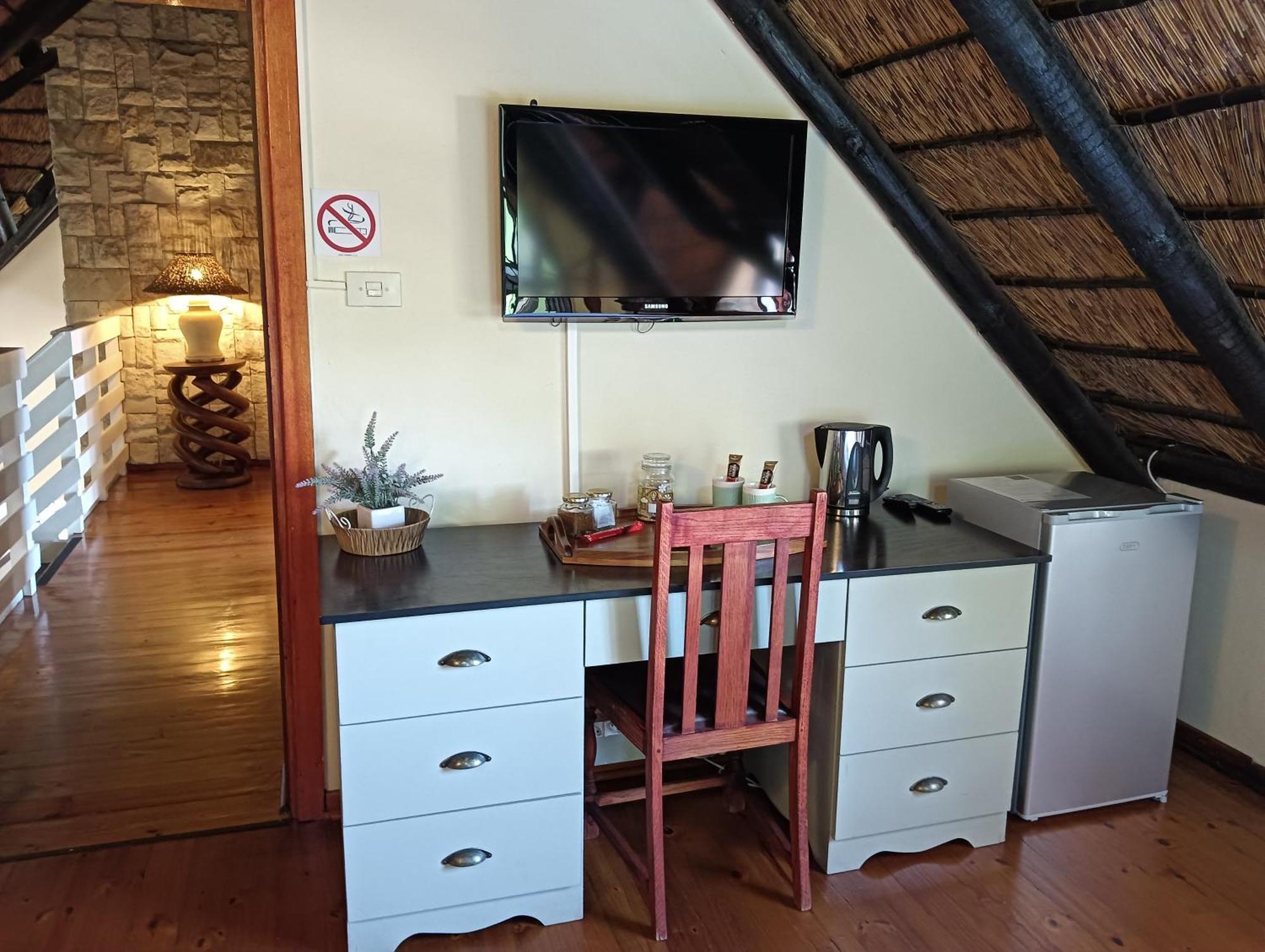 Little Tree Loft 2 Bed and Breakfast Uitenhage Buitenkant foto